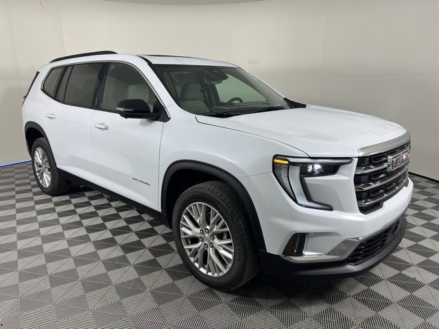 2026 GMC Acadia Elevation's photo