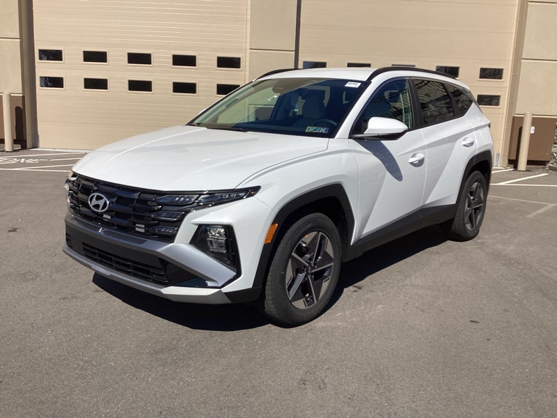 2026 Hyundai Tucson SEL photo 2