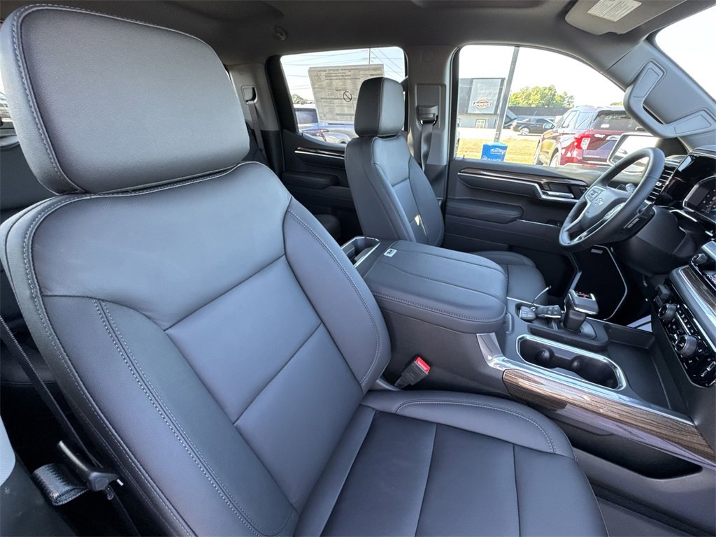 2026 Chevrolet Silverado 1500 RST photo 21