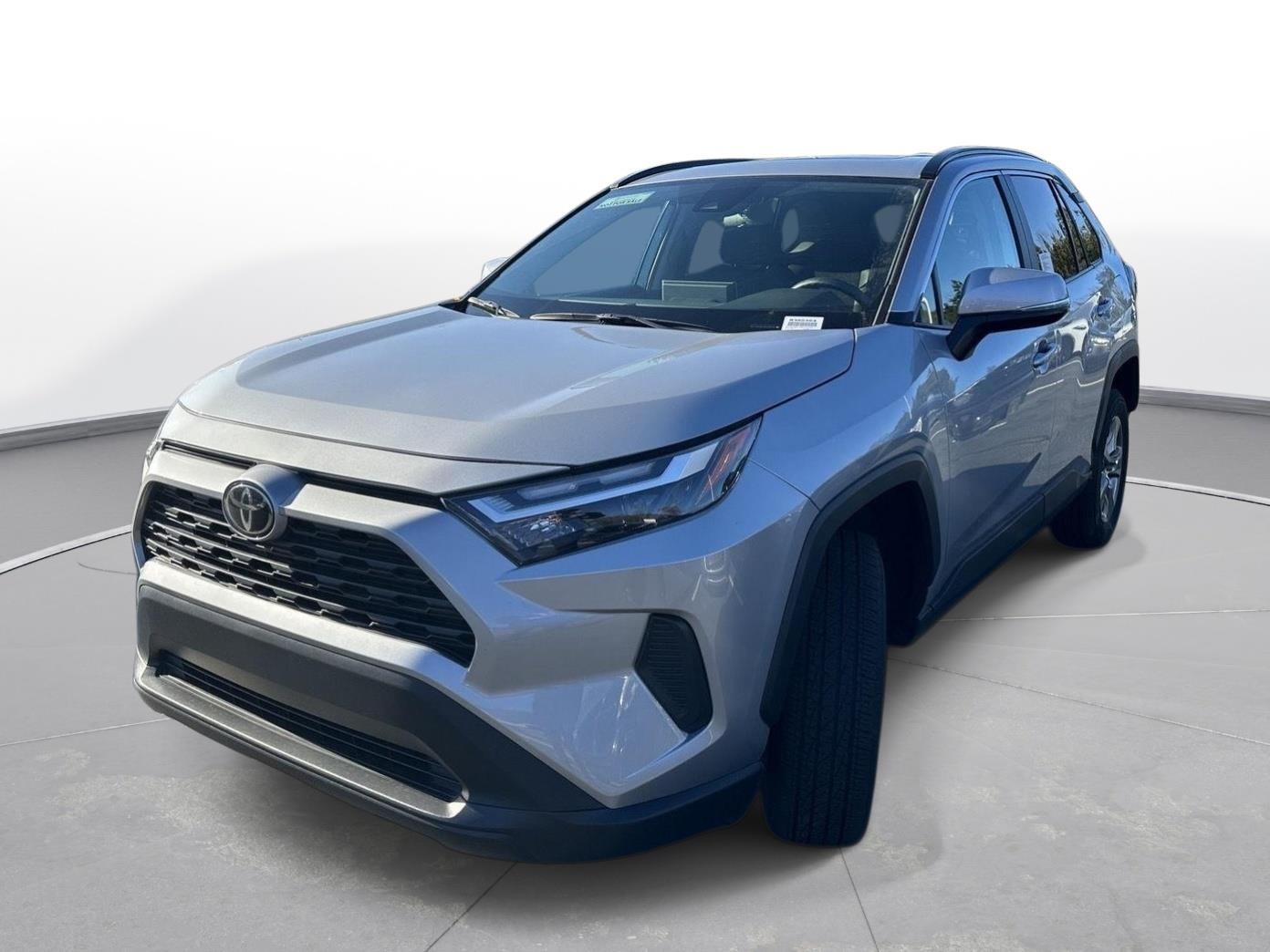 Used 2025 Toyota RAV4 XLE with VIN 2T3W1RFV6SW385464 for sale in Northfield, Minnesota