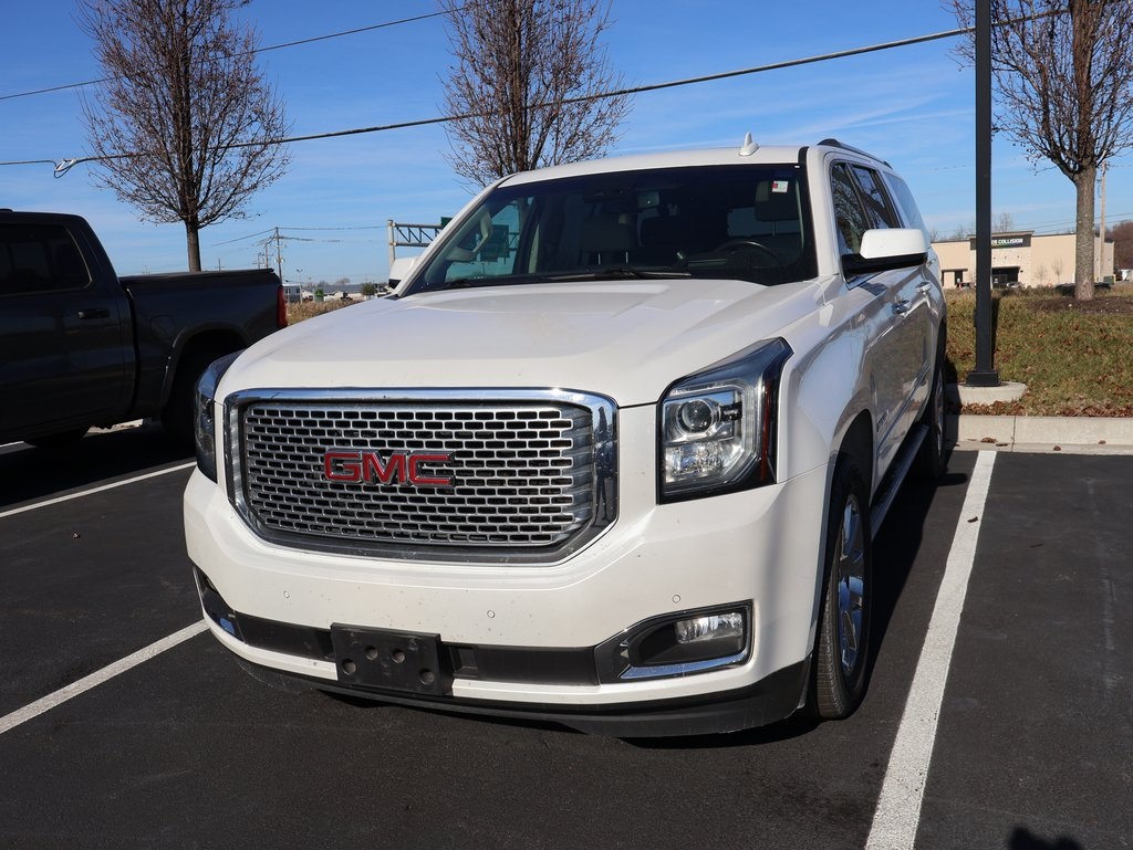 2016 GMC Yukon XL Denali's photo