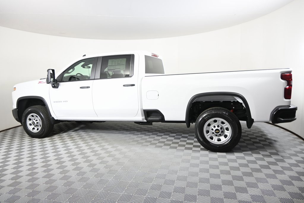 2026 Chevrolet Silverado 3500HD photo 3