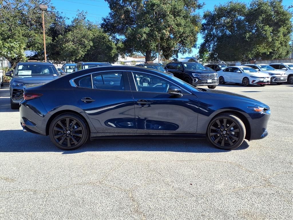 2025 Mazda Mazda3 Sedan 2.5 Select Sport photo 3