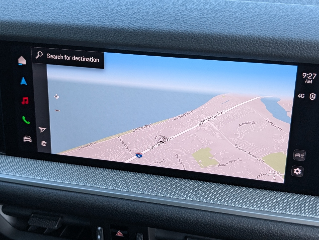 2025 Porsche Cayenne photo 14