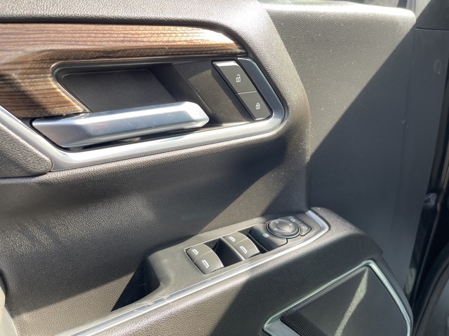 2023 Chevrolet Silverado 1500 LT photo 10