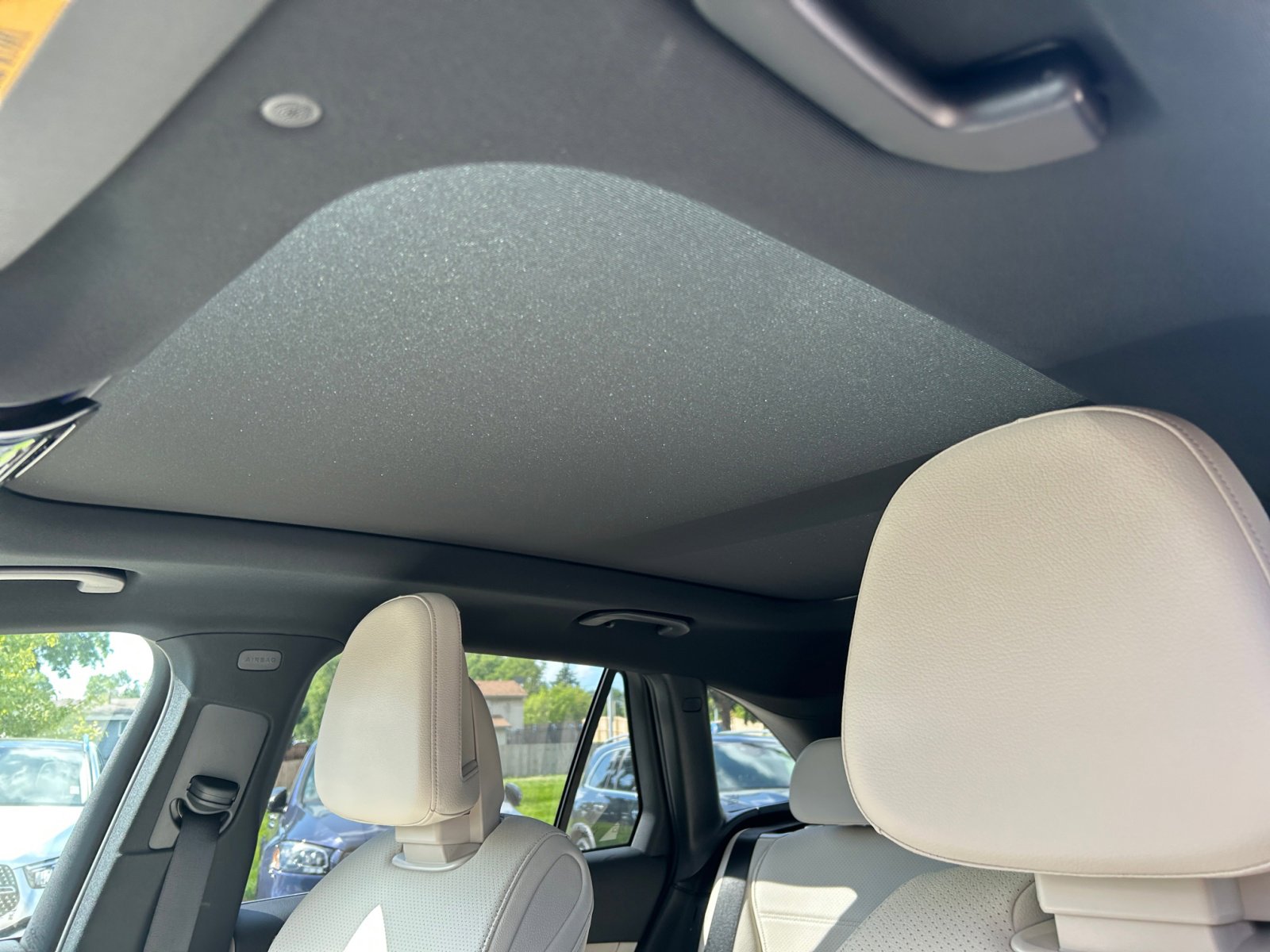 2025 Mercedes Benz GLC 300 4MATIC photo 24