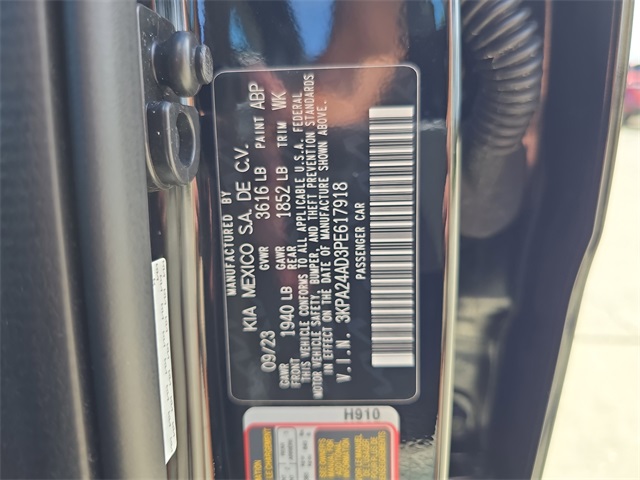 2023 Kia Rio S photo 25