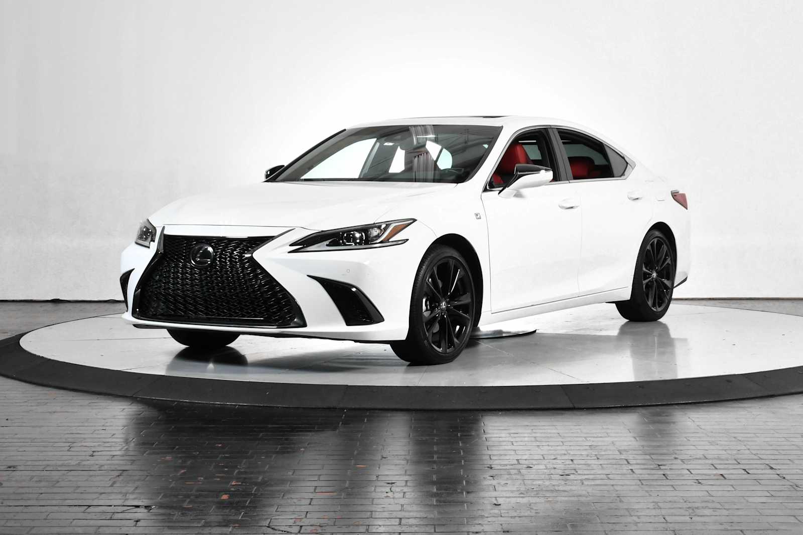 2024 Lexus ES 350 F SPORT Handling's photo