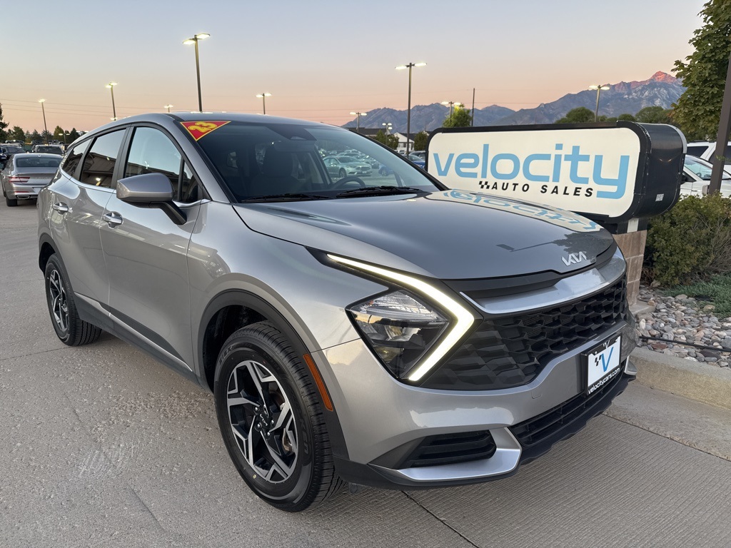 2023 Kia Sportage LX's photo