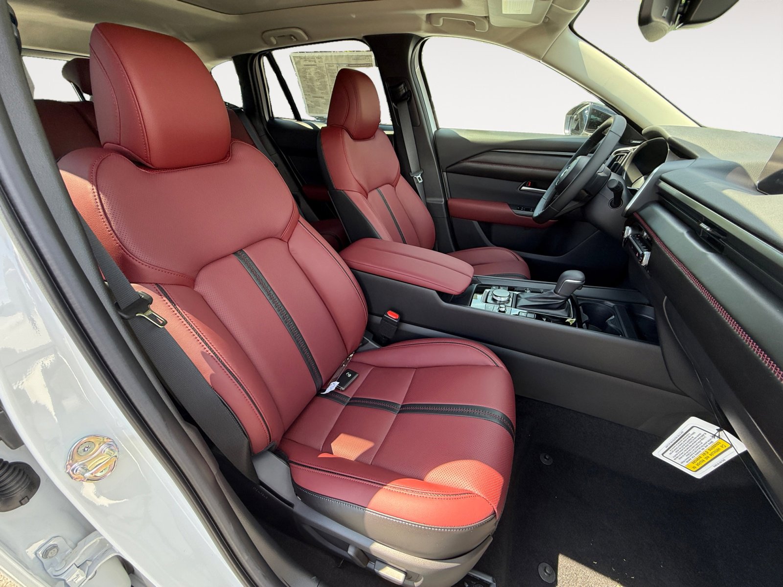 2025 Mazda CX-50 Premium photo 19
