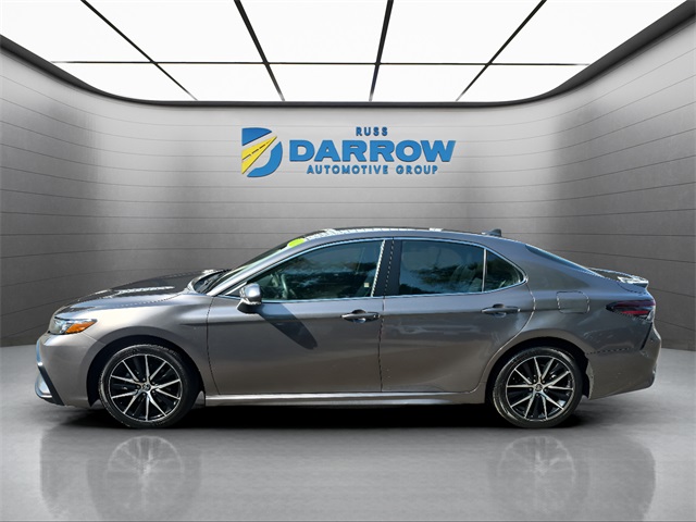 2024 Toyota Camry SE photo 2