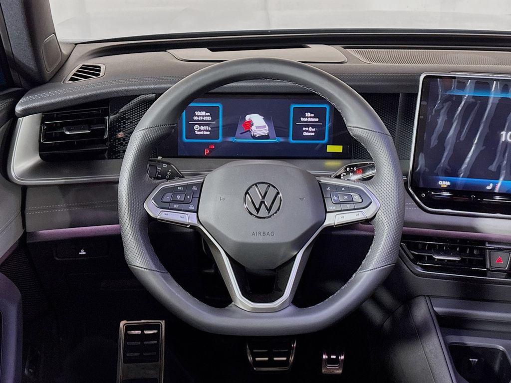 2025 Volkswagen Tiguan SE R-Line Black photo 13