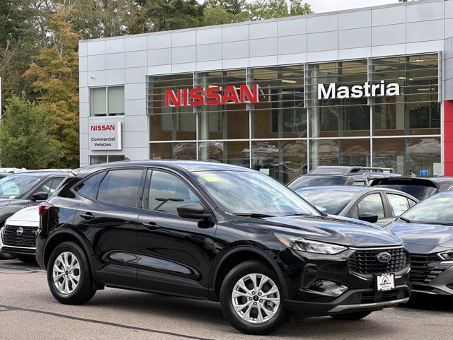 2025 Ford Escape Active's photo