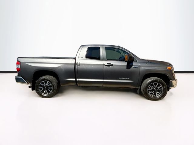 2018 Toyota Tundra SR5 photo 4