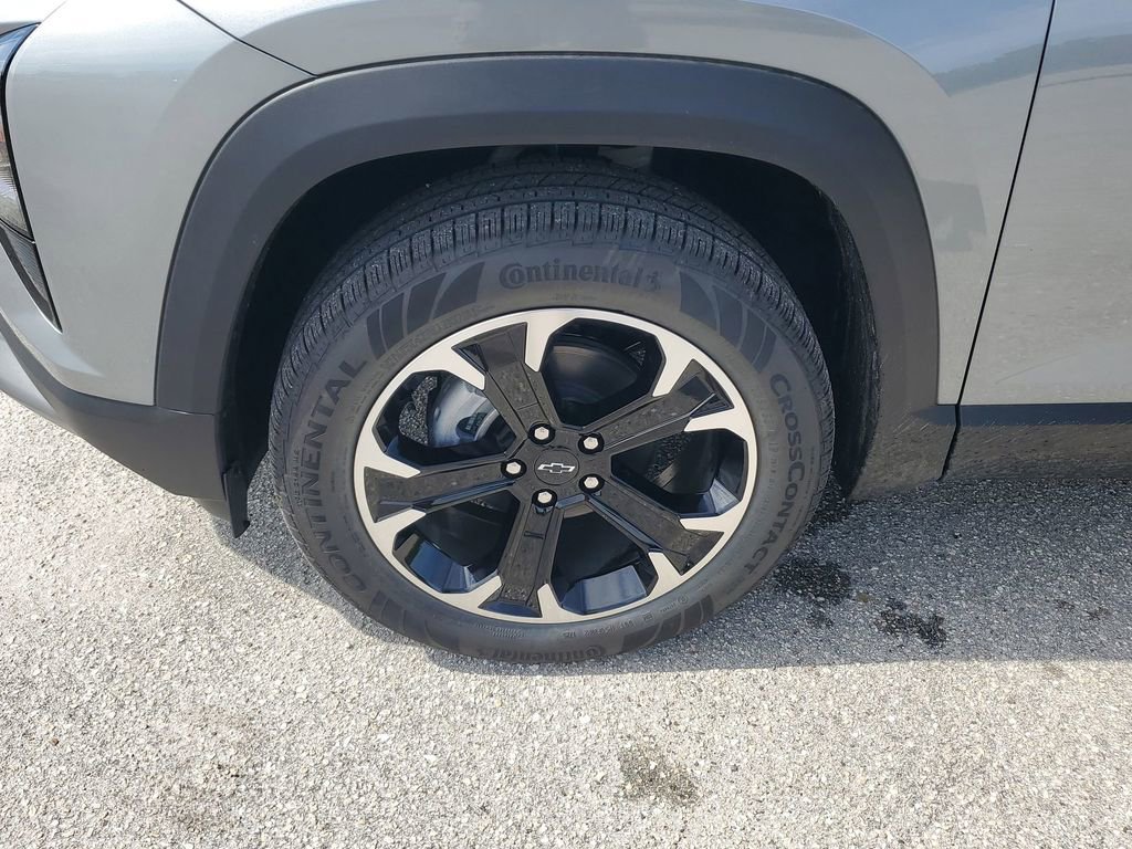 2026 Chevrolet Equinox LT photo 17