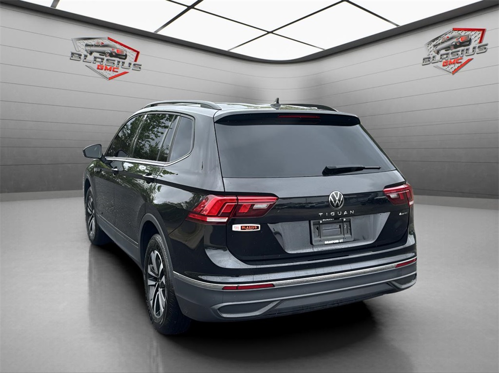 2024 Volkswagen Tiguan S photo 3