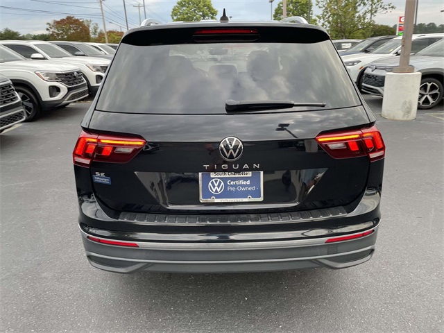 2023 Volkswagen Tiguan SE photo 4