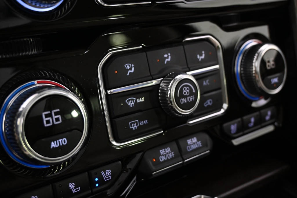 2022 Gmc Yukon Denali photo 27