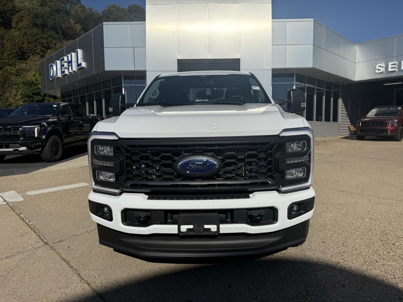 2026 Ford F-350 XL photo 2