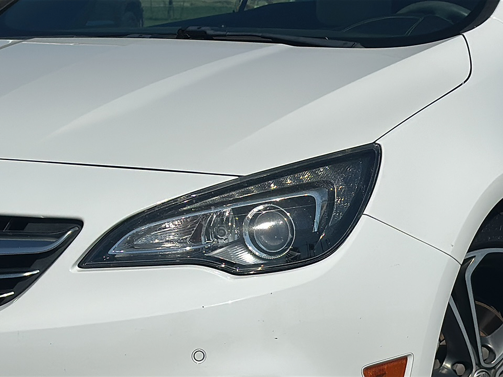 2016 Buick Cascada Premium photo 3