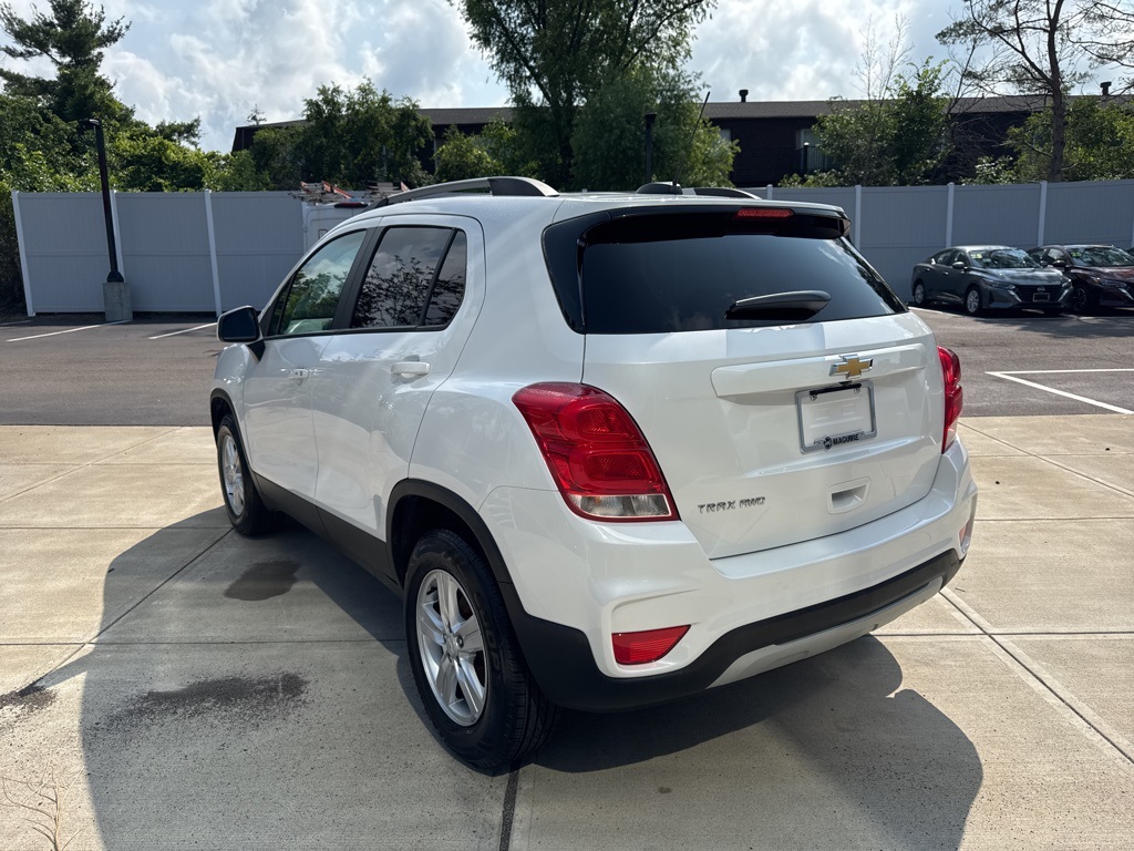 2022 Chevrolet Trax LT photo 4