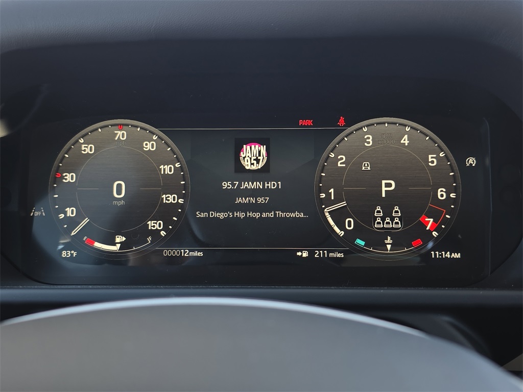 2025 Land Rover Defender 130 S photo 15