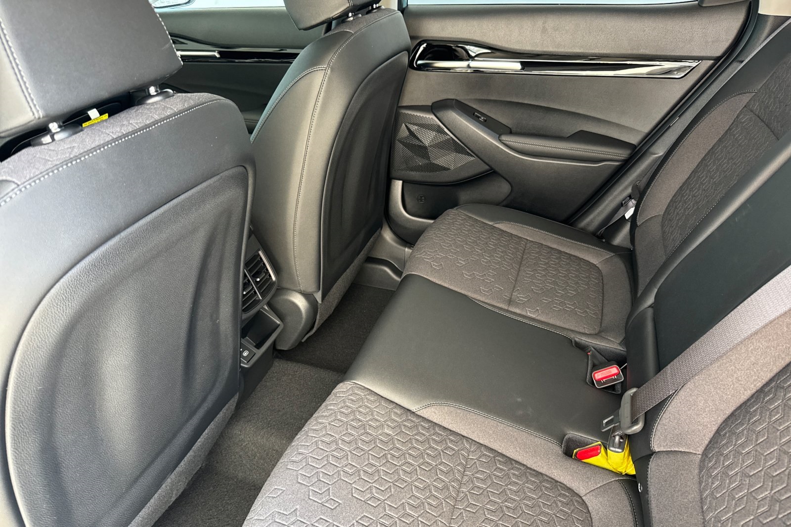 2026 Kia Seltos S photo 8