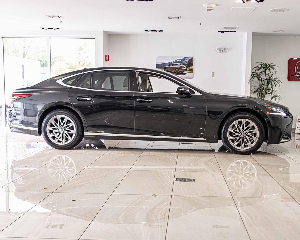 2018 LEXUS LS - Image 9