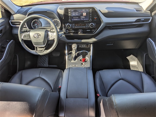 2022 Toyota Highlander XLE photo 14