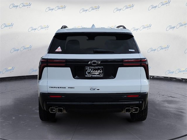 2026 Chevrolet Traverse photo 3