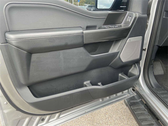 2023 Ford F-150 XLT photo 14