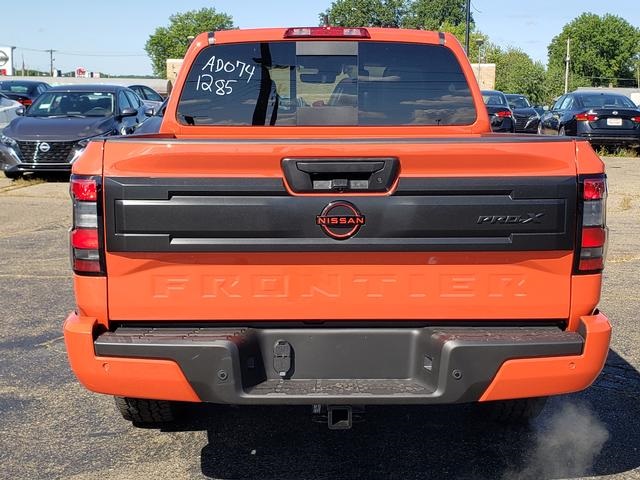 2025 Nissan Frontier PRO-X photo 4