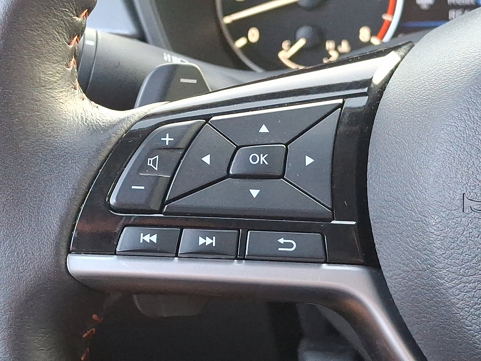 2024 Nissan Altima 2.5 SR photo 15