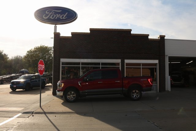 2021 Ford F-150 XLT's photo