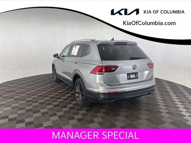 2022 Volkswagen Tiguan SE photo 3