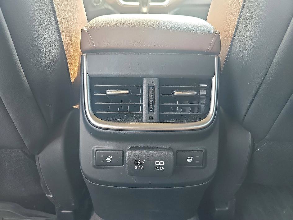 2021 Subaru Outback Touring photo 30