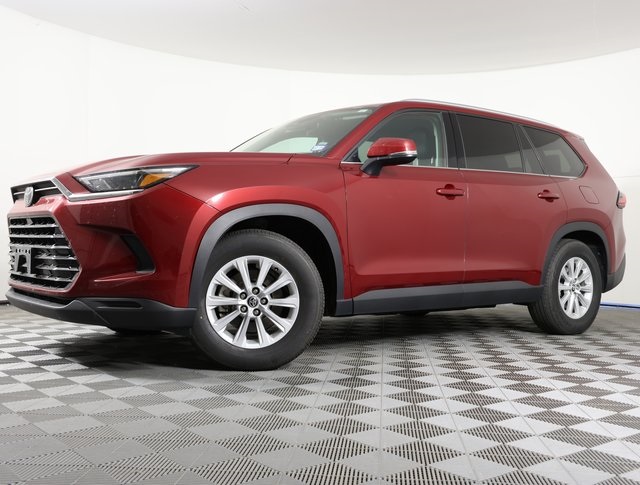 2024 Toyota Grand Highlander XLE's photo