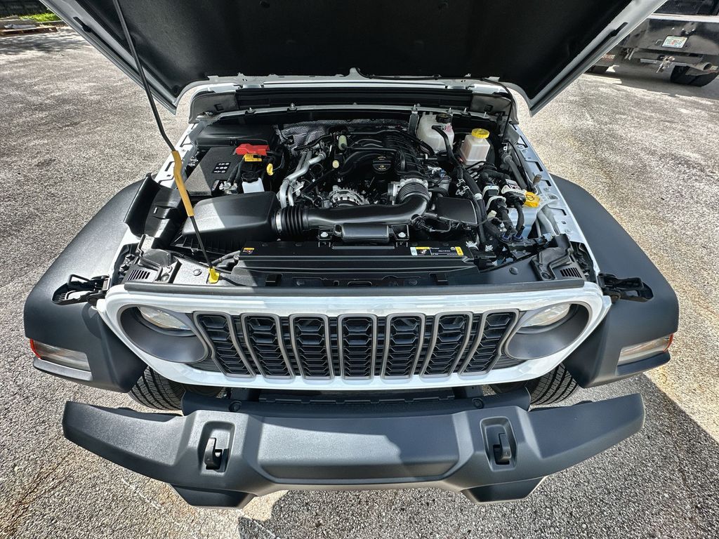2024 Jeep Gladiator Sport photo 28