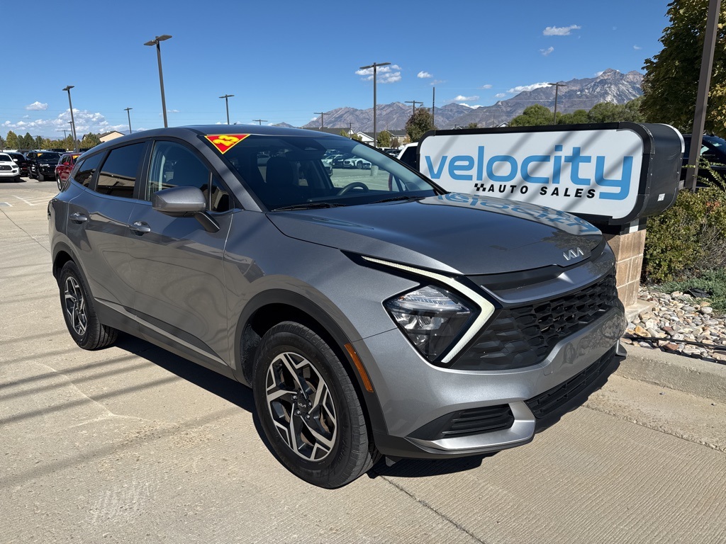 2023 Kia Sportage LX's photo