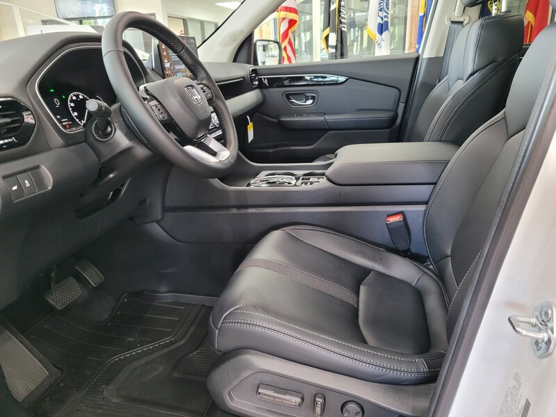 2025 Honda Pilot EX-L photo 7