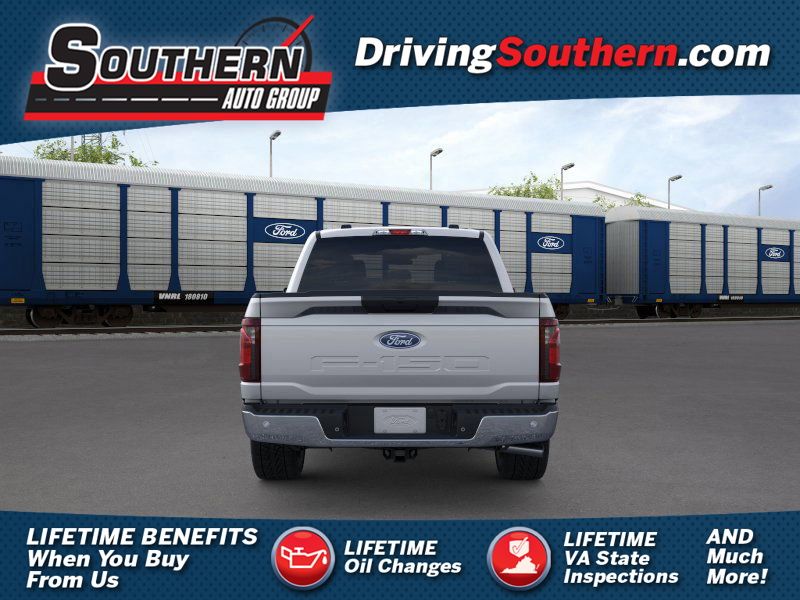 2025 Ford F-150 XL's photo