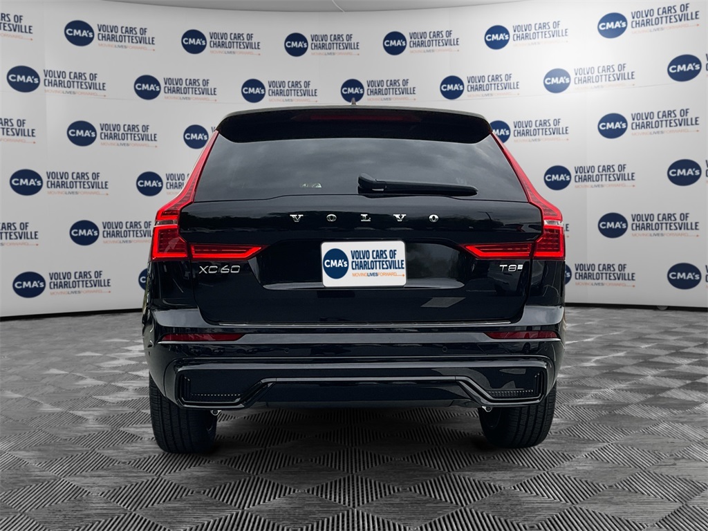 2025 Volvo XC60 Recharge Hybrid T8 Plus photo 4