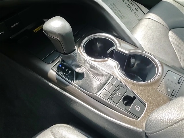 2024 Toyota Camry XSE photo 18