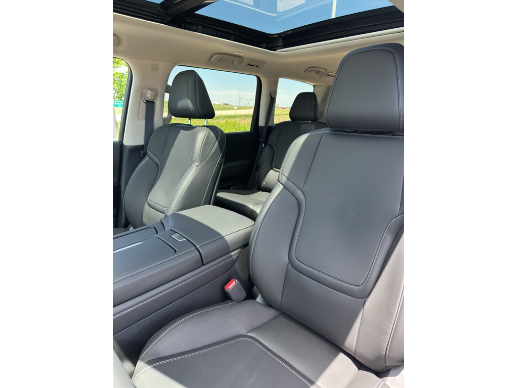 2025 Infiniti QX80 Pure photo 15