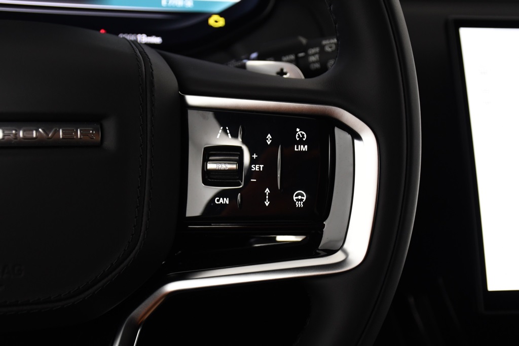 2025 Land Rover Range Rover Sport SE photo 20
