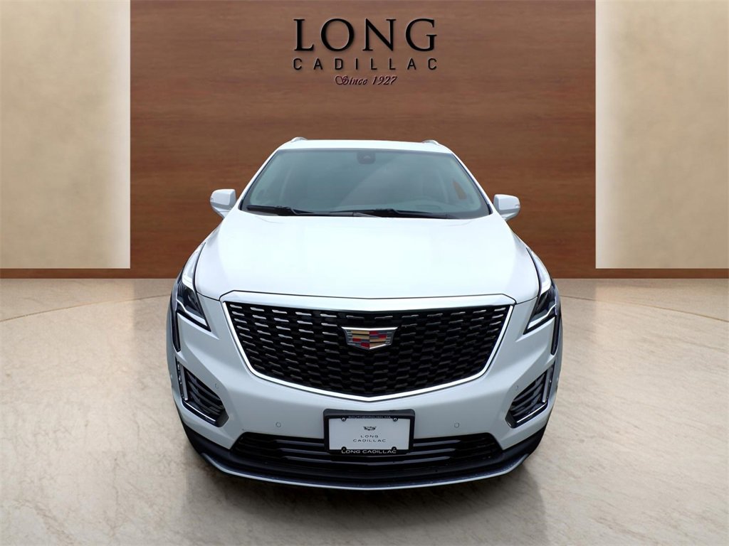 2025 Cadillac XT5 Premium Luxury photo 2