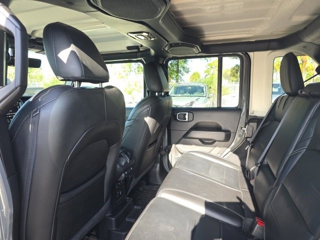 2022 Jeep Wrangler Unlimited Sahara 4xe photo 3
