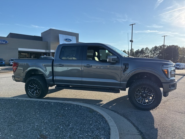 2025 Ford F-150 Lariat's photo