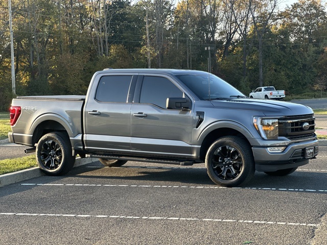 2022 Ford F-150 XLT photo 2