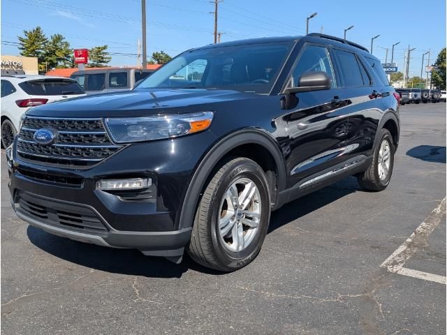 2023 Ford Explorer XLT photo 13